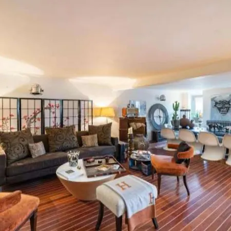 Centre Galia 210 M2 Apartment