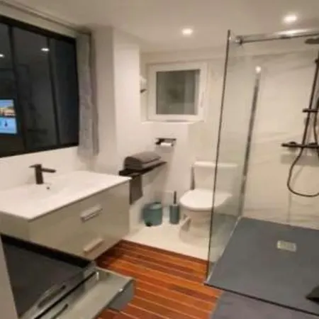 Centre Galia 210 M2 *